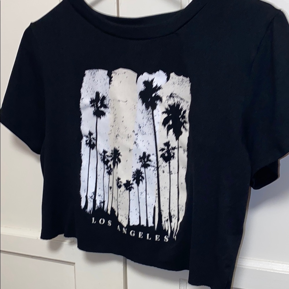 Windsor Medium Black Los Angeles Graphic Tee Crop Top - Picture 7 of 8